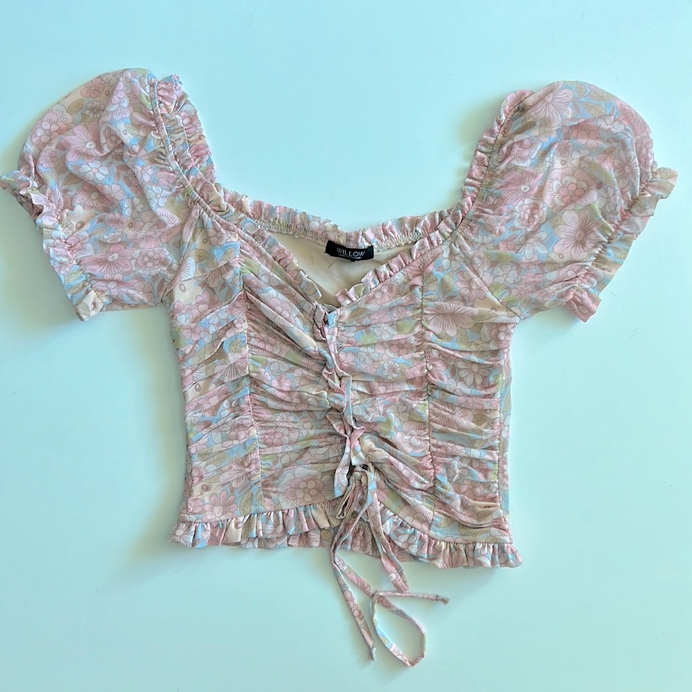 Puff sleeve crop top 🎀